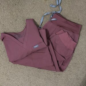 FIGs Scrub Set Mauve